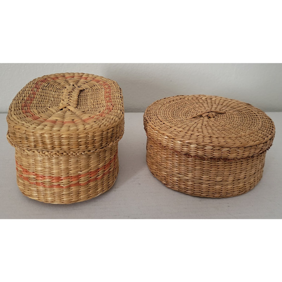 VTG Lot of 3 Oval w/stripe 2 Round Sweetgrass Natural Baskets with Lids Trinket - Picture 5 of 8